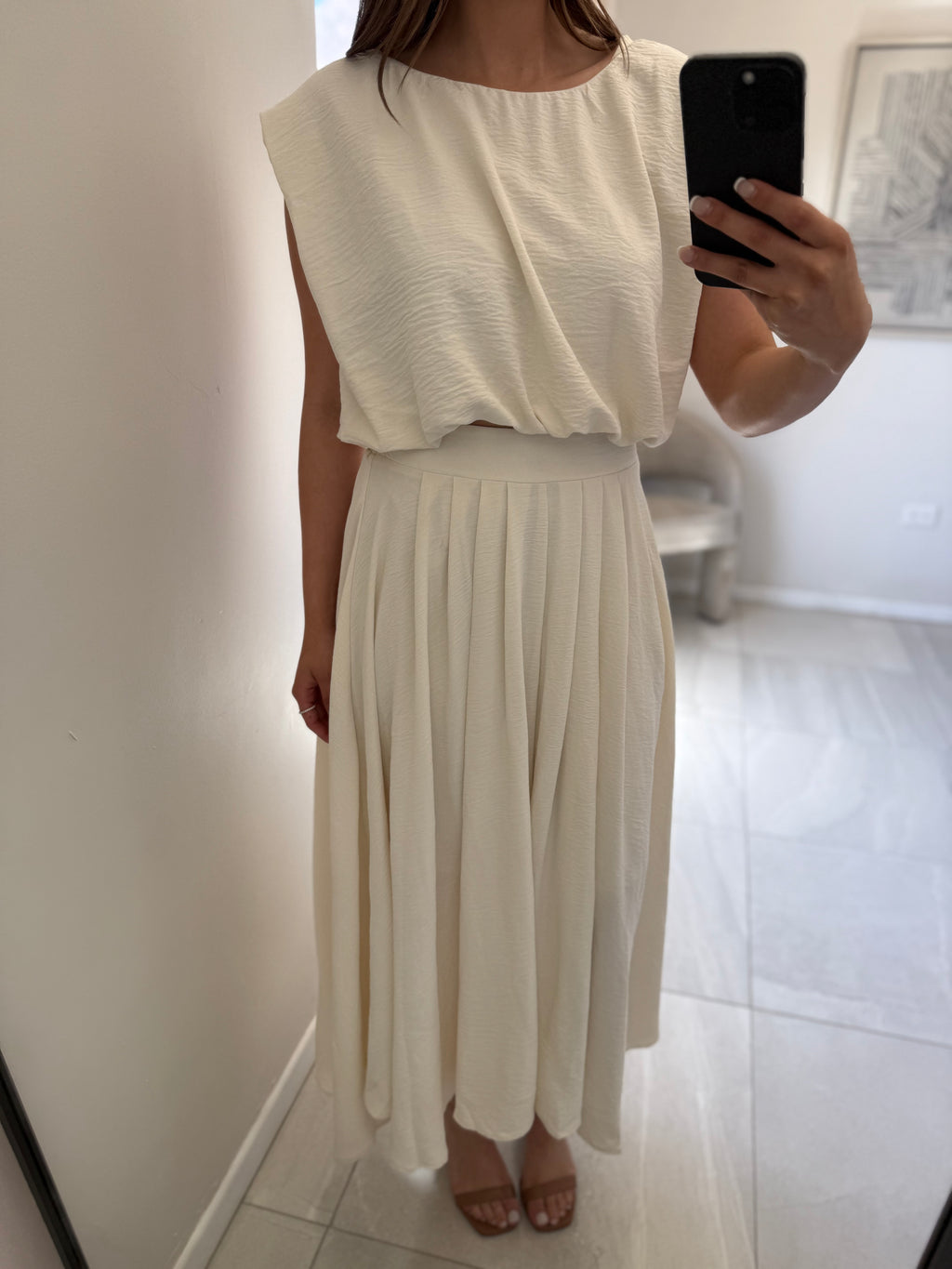 Sleeveless Ballon Cream Set