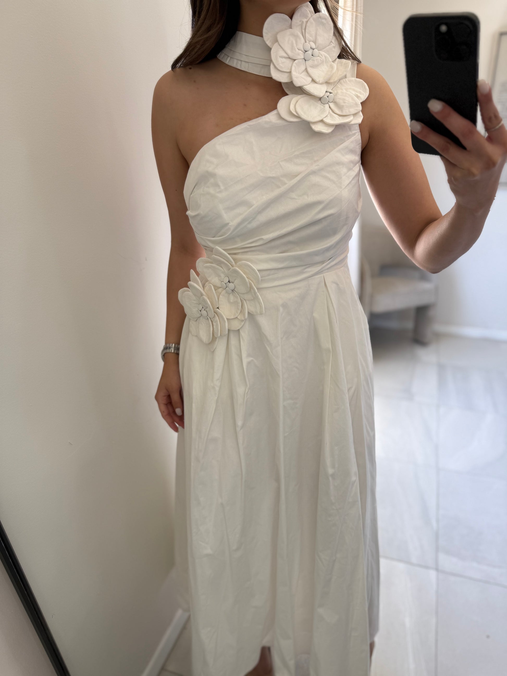 White Flowers Chic Dress