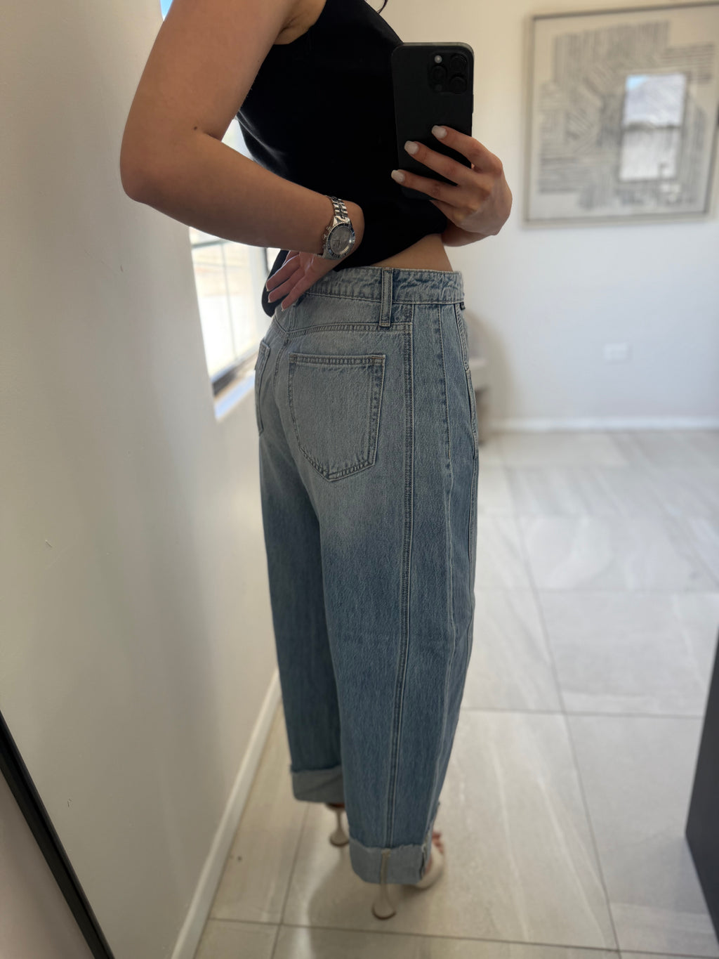 Mid Waisted Barrel Leg