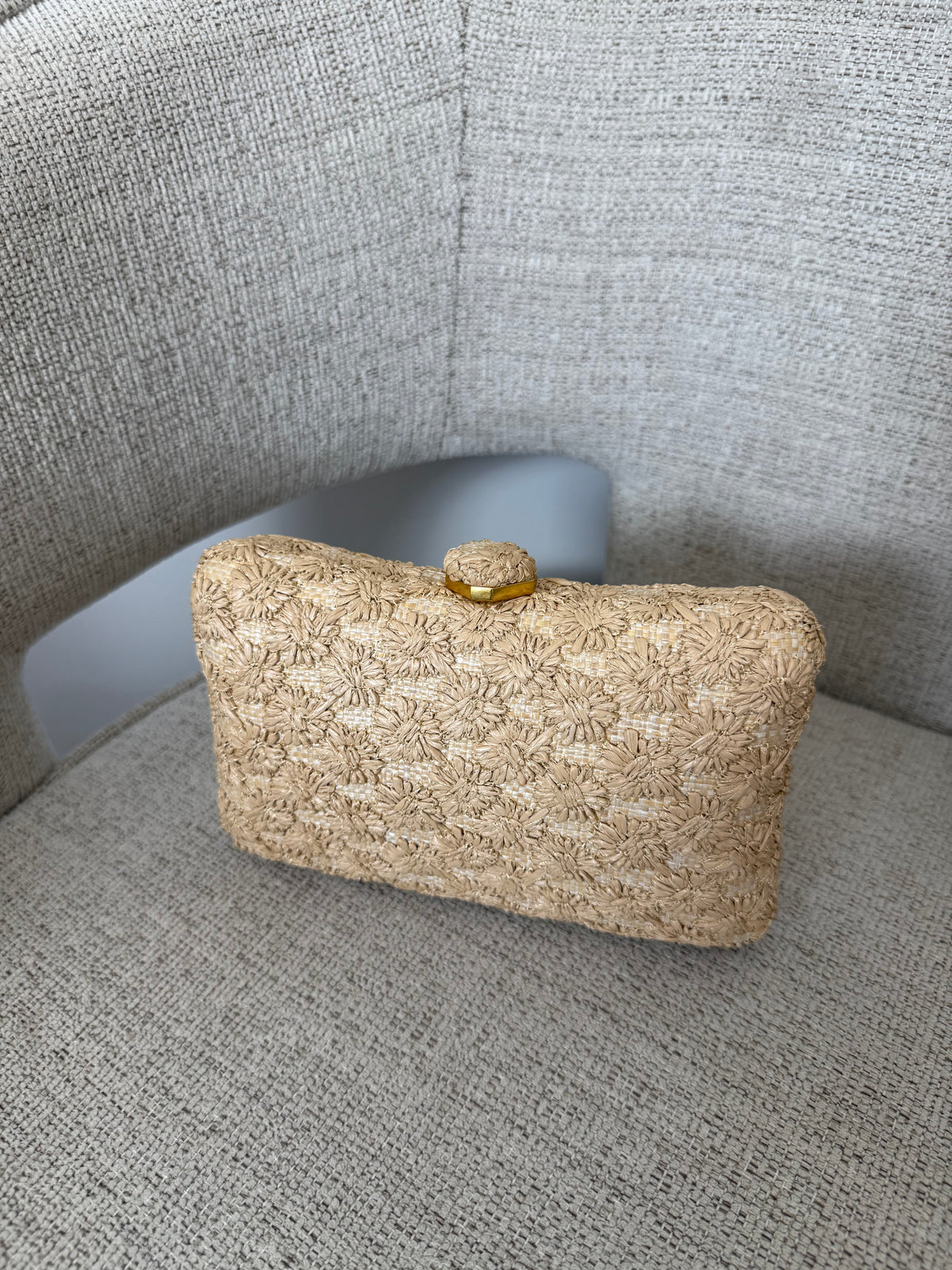 Chia Flower Raffia Clutch