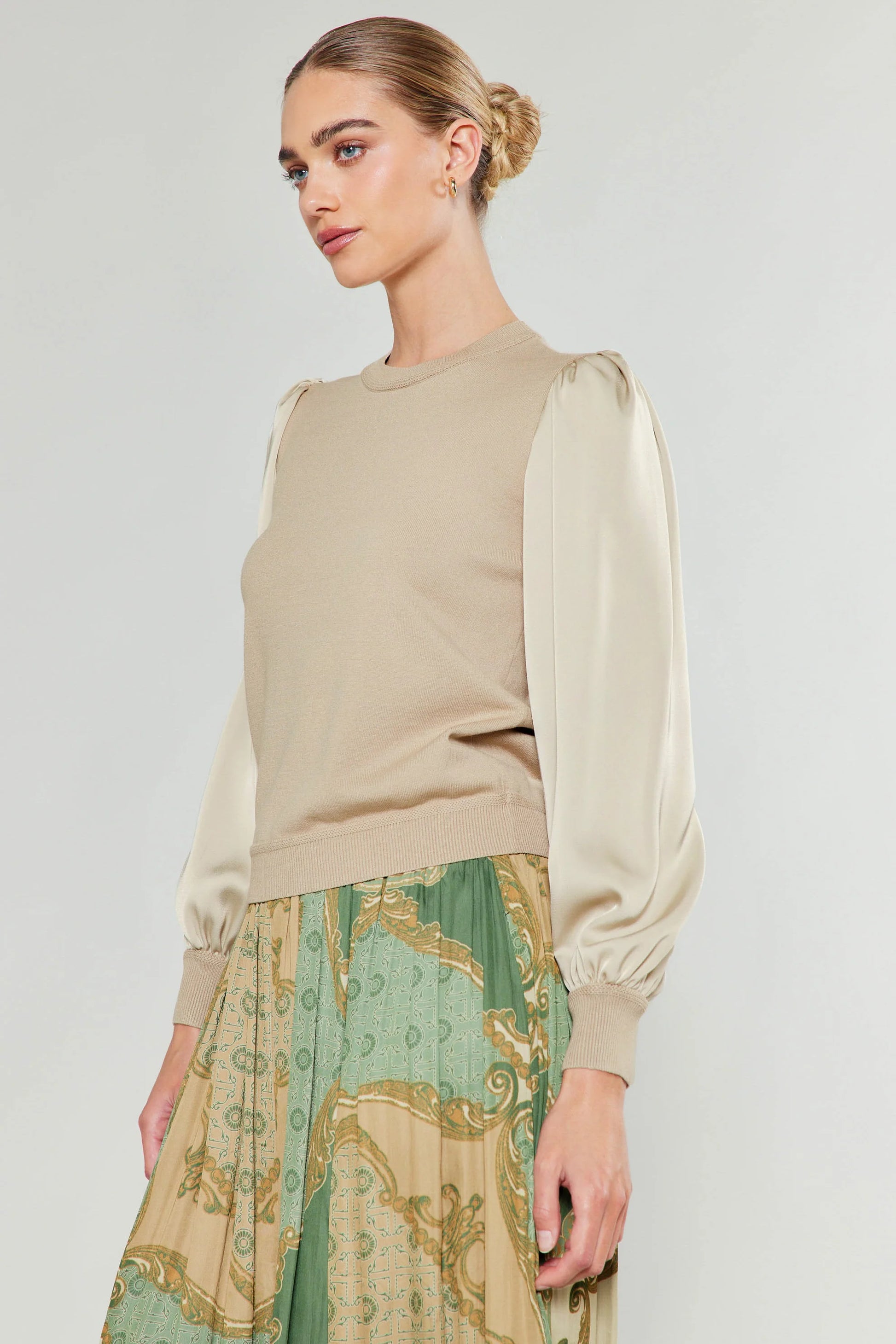 Ribbed Contrast Sleeve Sweater