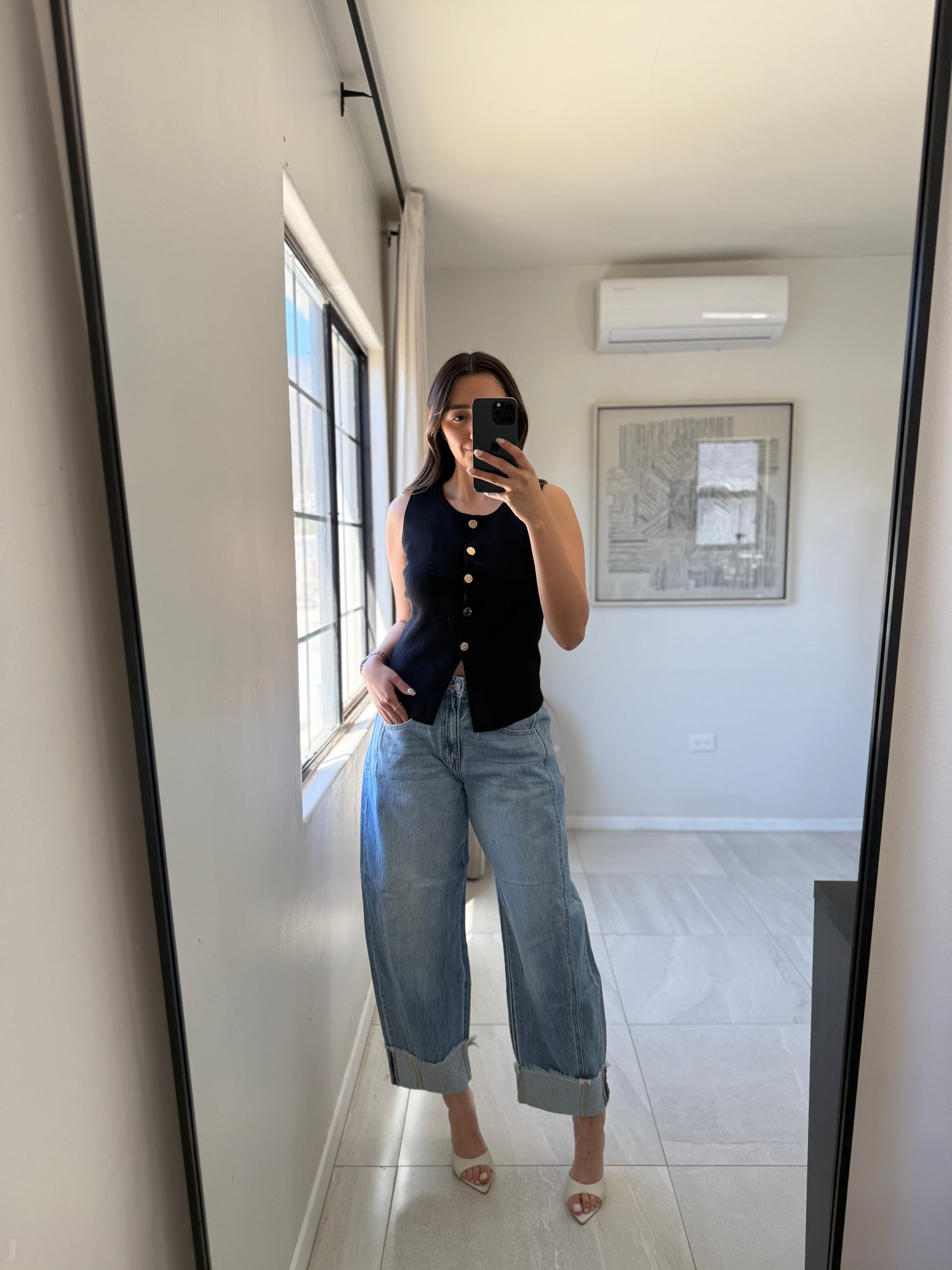 Mid Waisted Barrel Leg