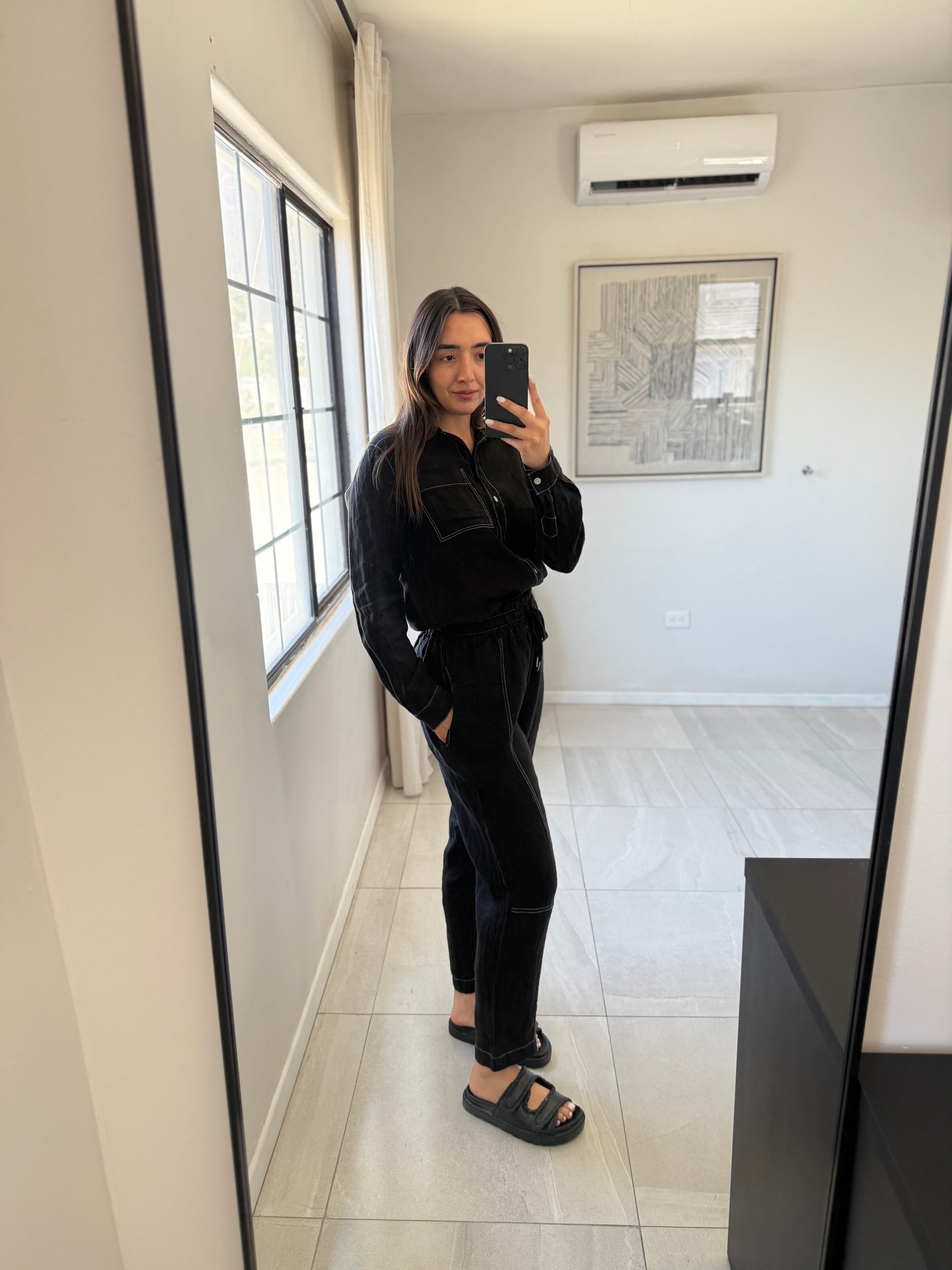 Edge Linen Black Detailed Set