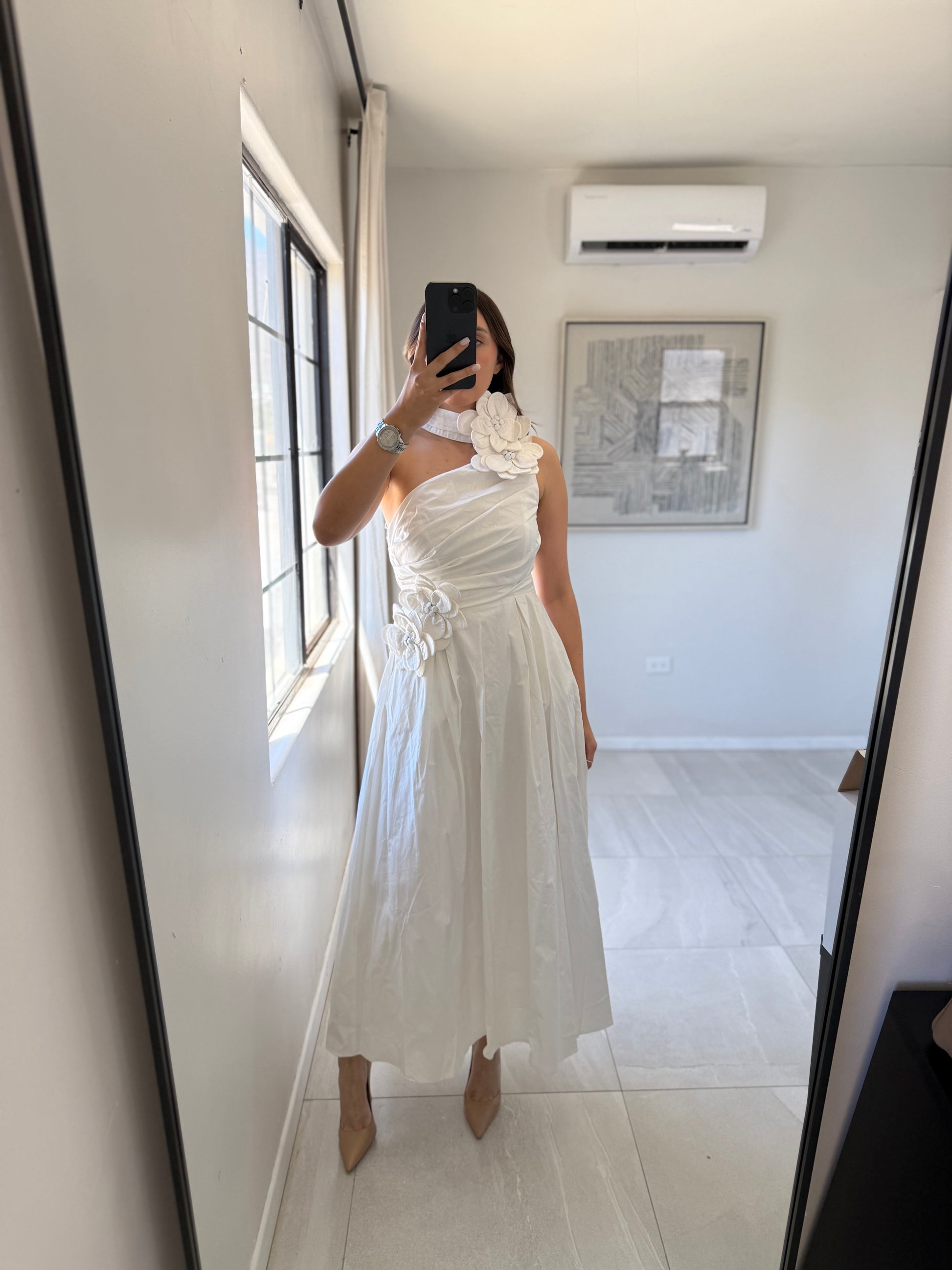 White Flowers Chic Dress