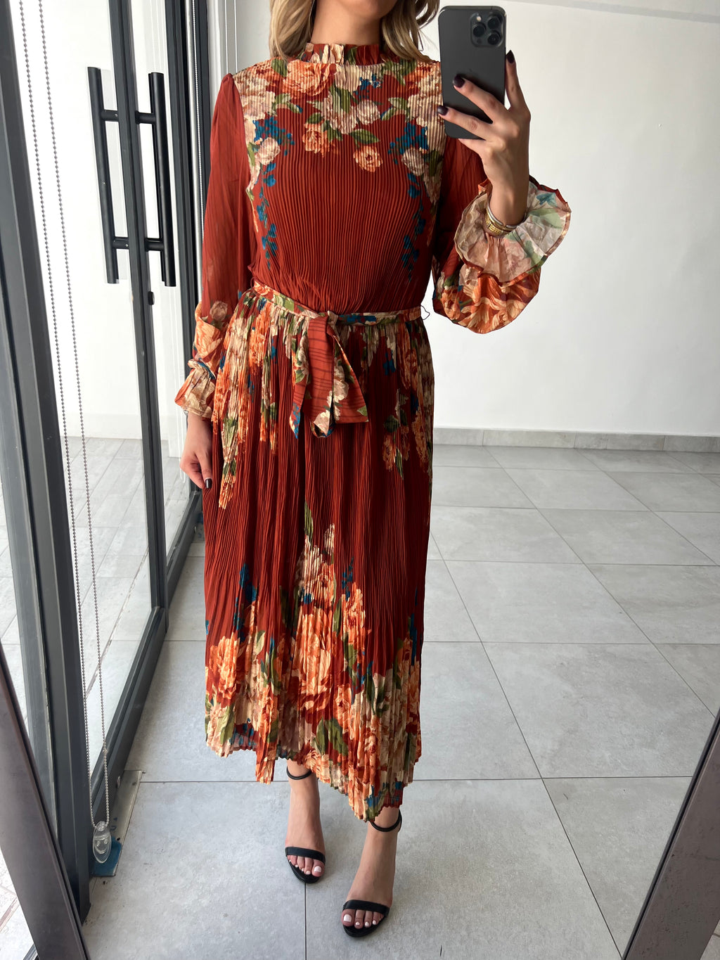 Vestido Floral Marron