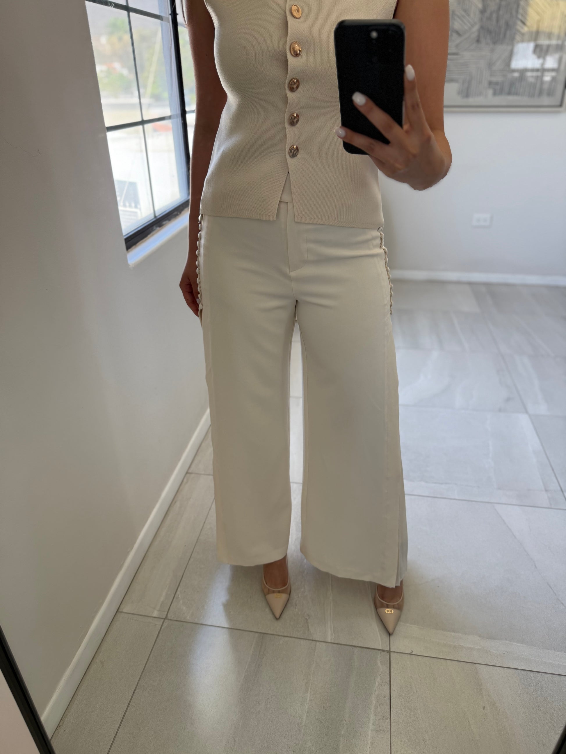 Button Down Side Pleat Ivory