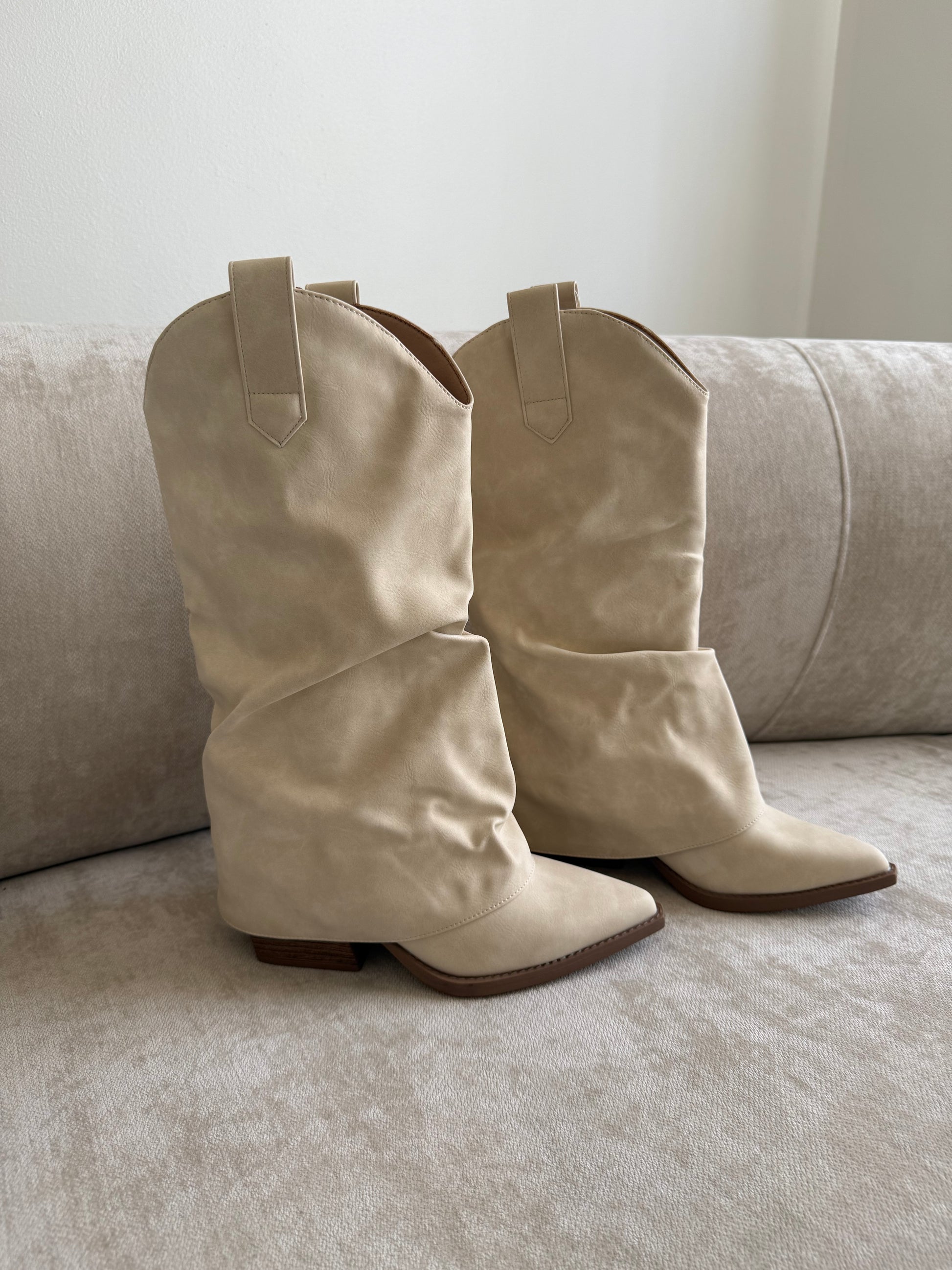 Bota Slouch Nude