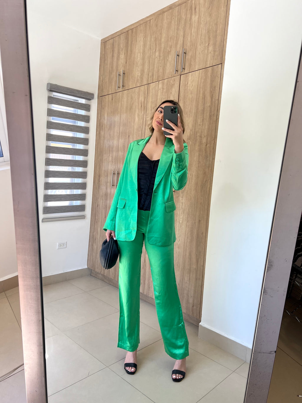 Traje Satin Verde