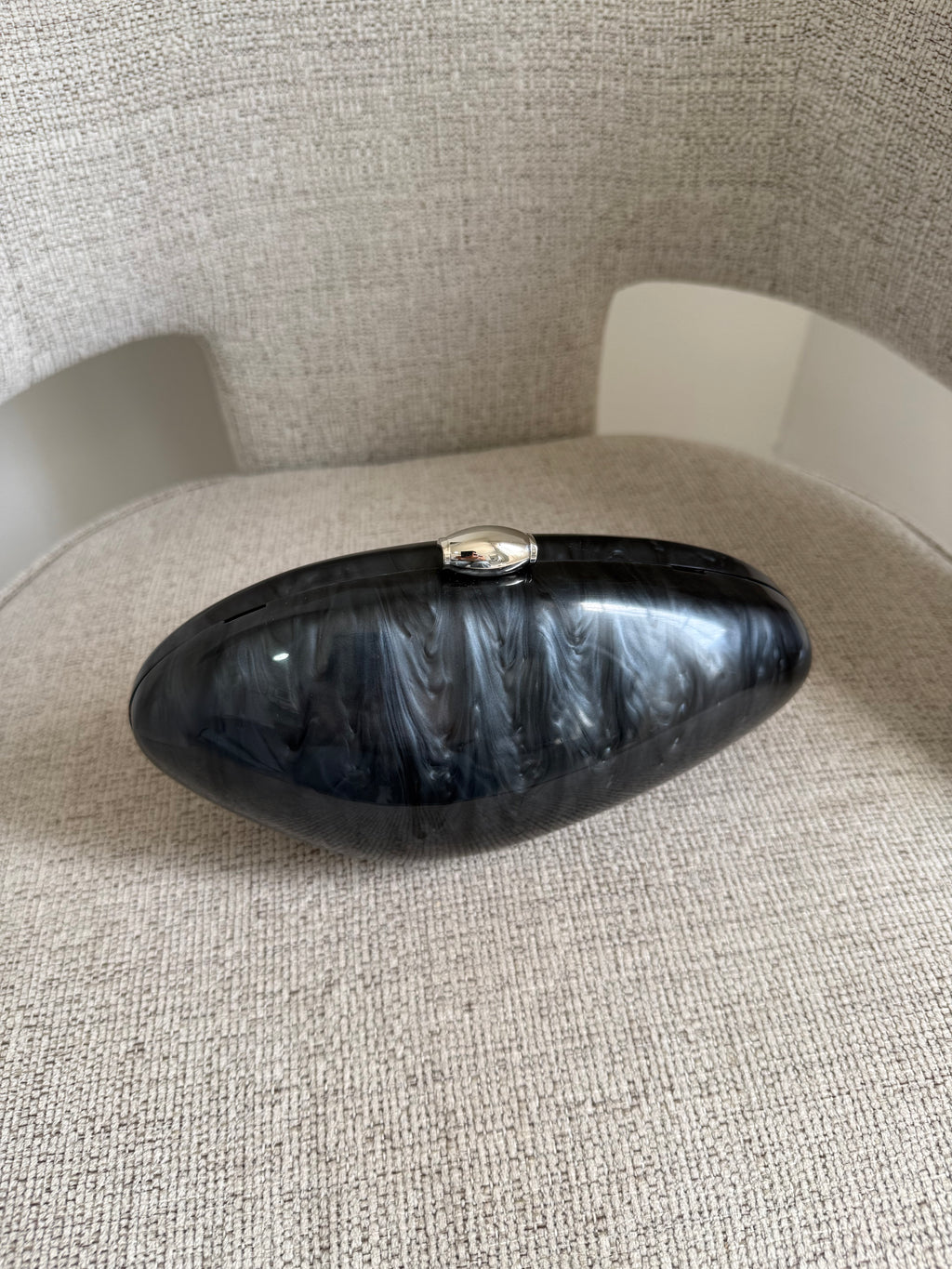Barbarita Resin Clutch Black
