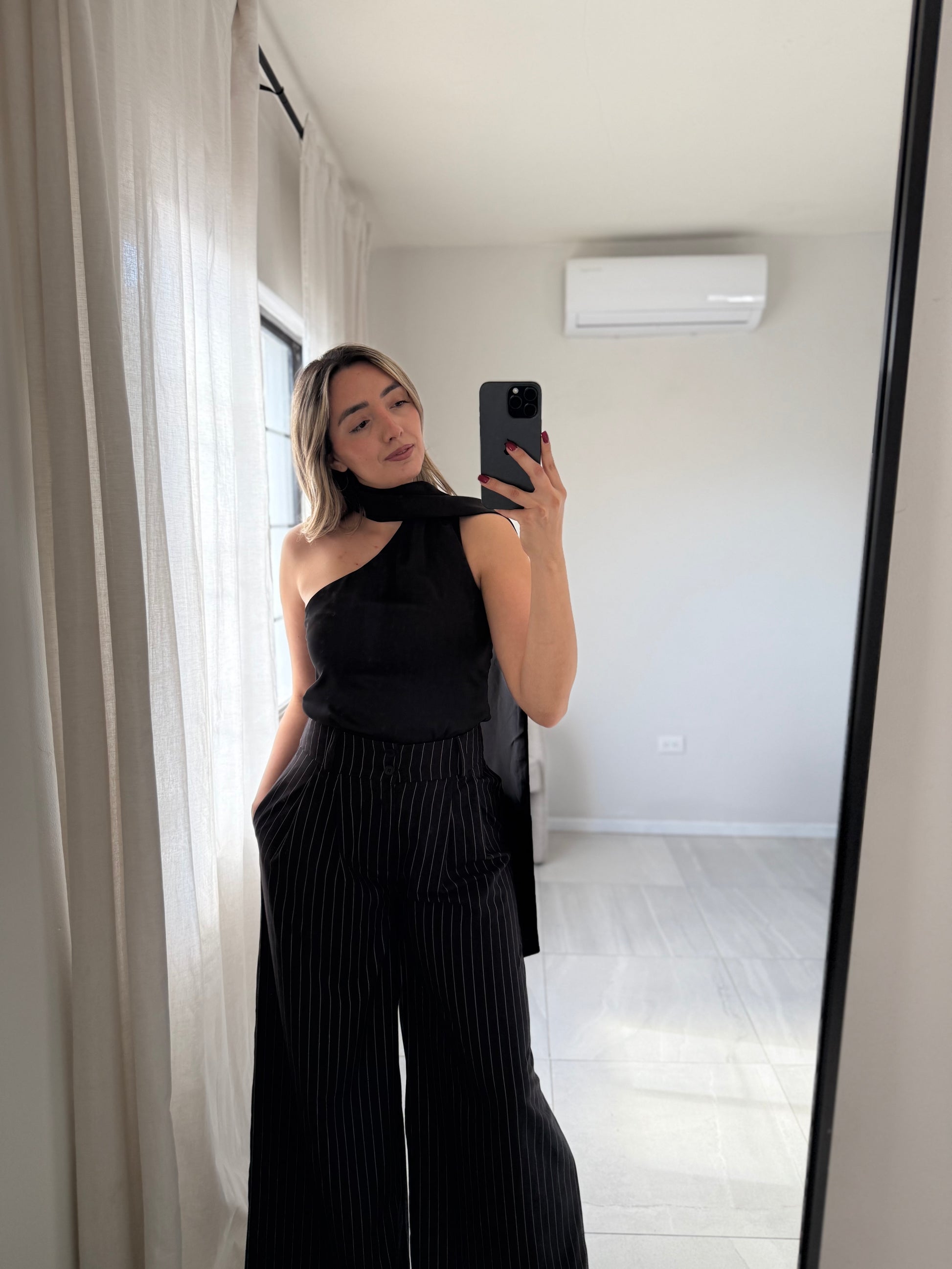 Black One Shoulder Tank