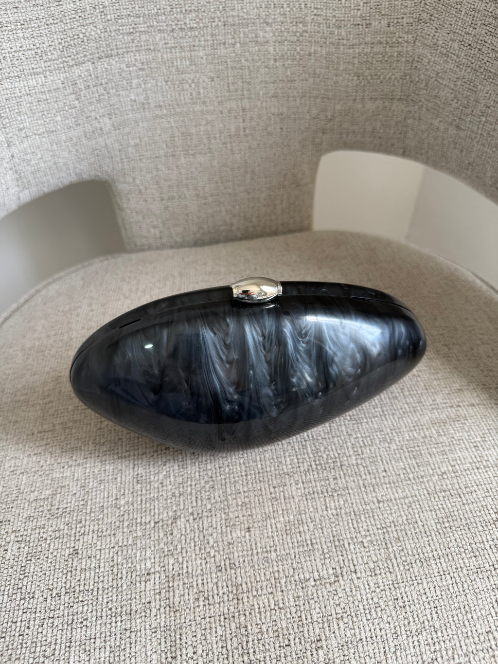 Barbarita Resin Clutch Black
