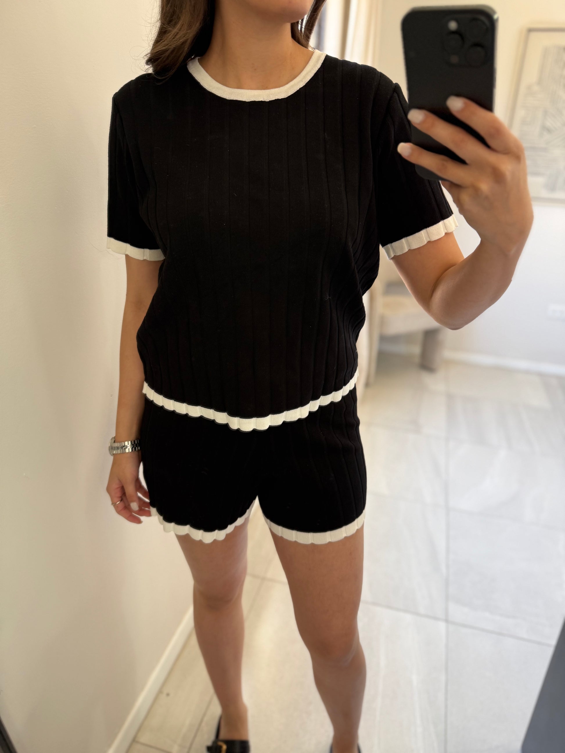 Sweater Short Black/White Set