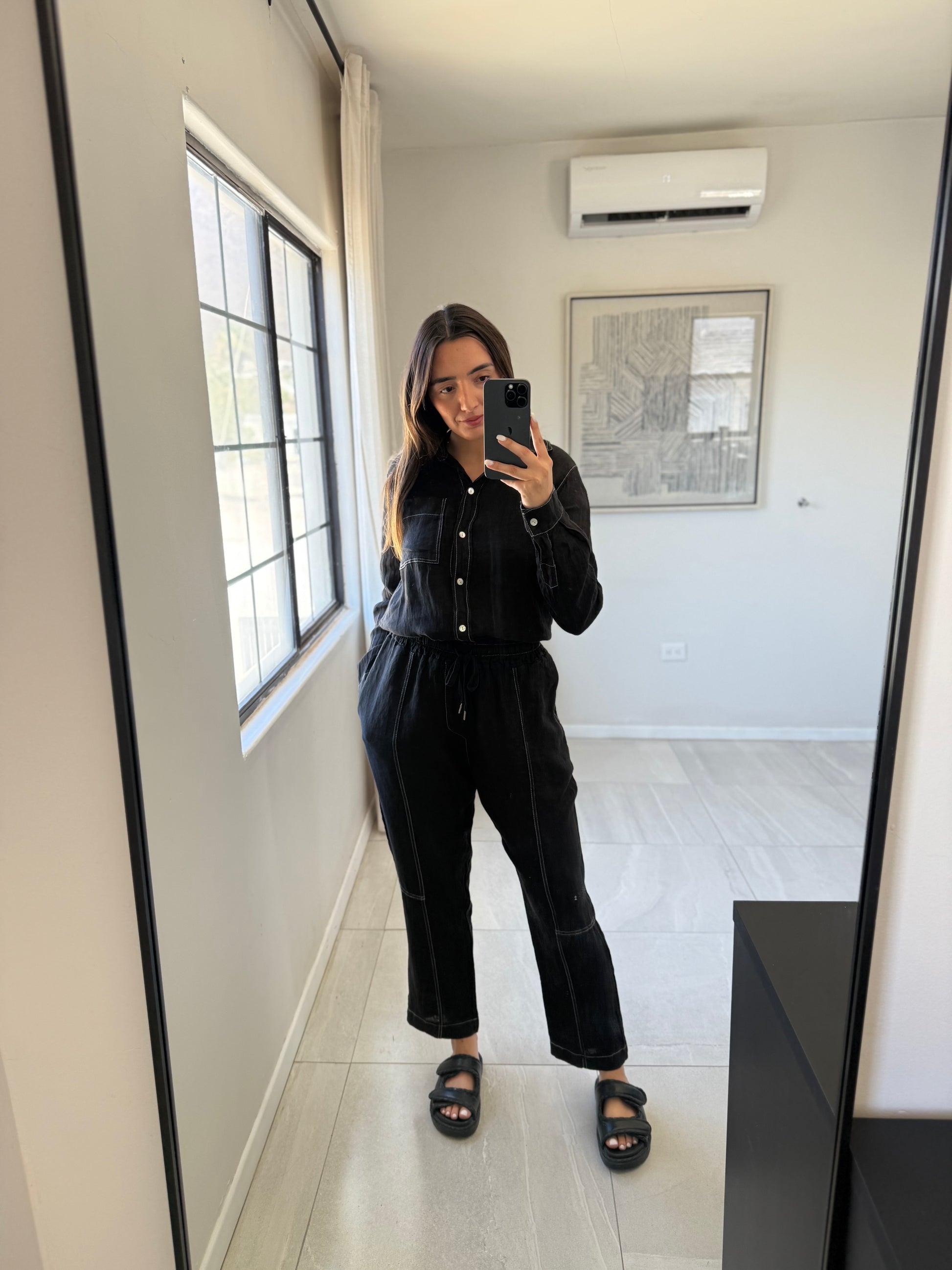 Edge Linen Black Detailed Set