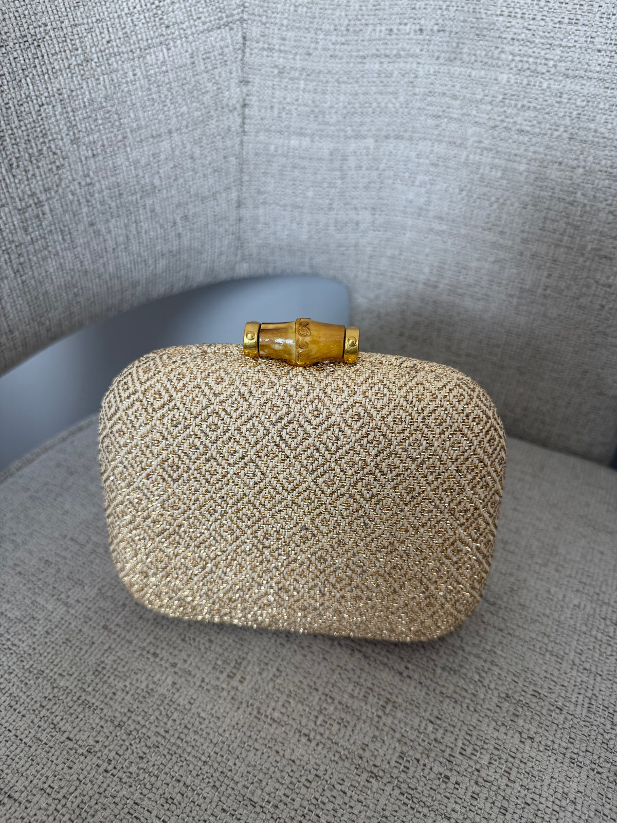 Nour Clutch Gold