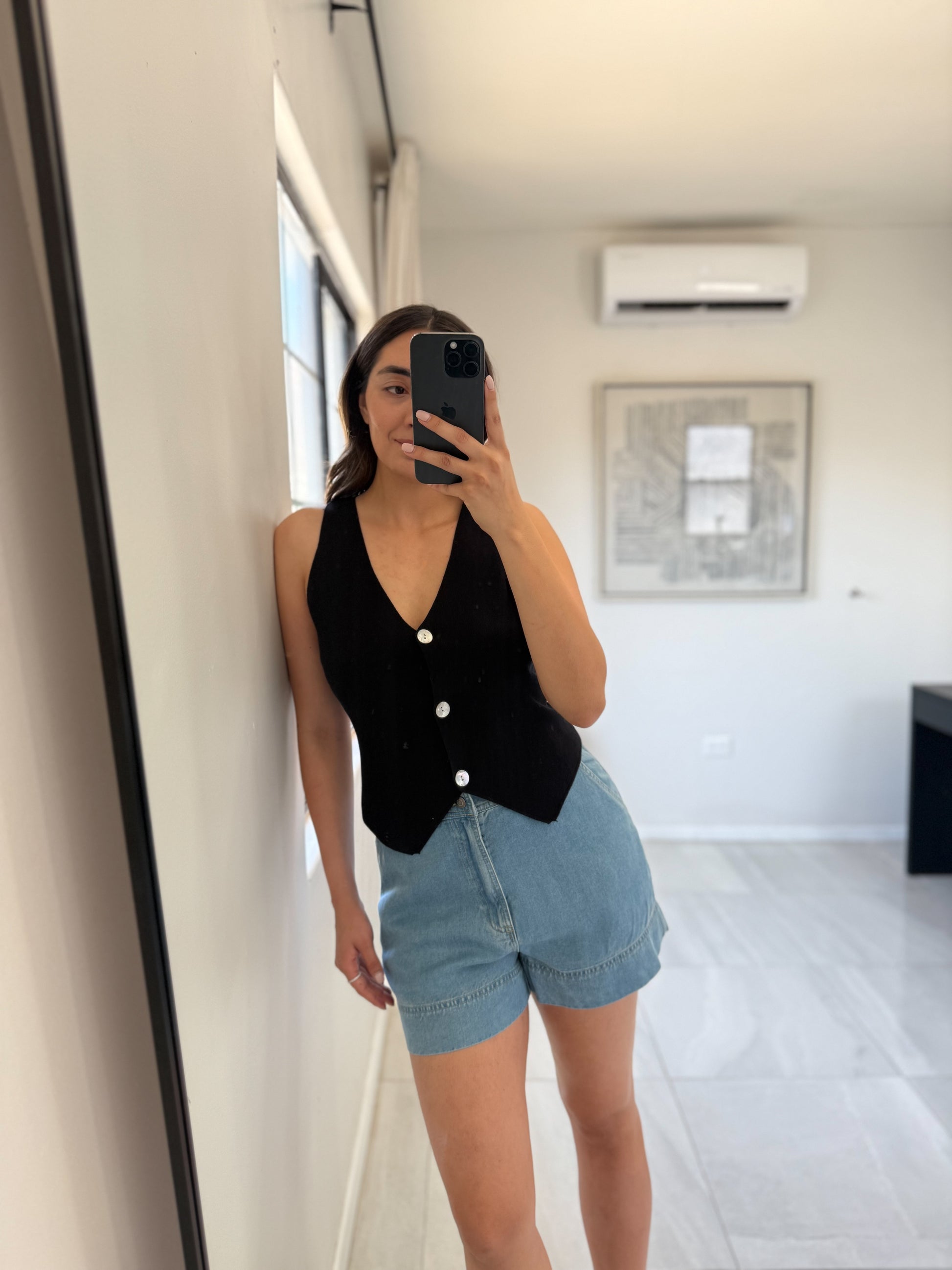 Button Down Sweater Vest Black