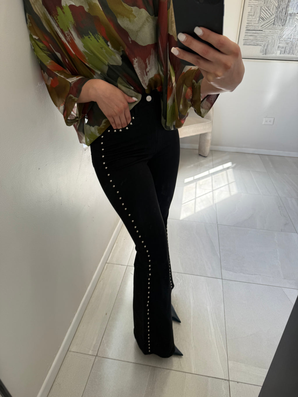 Pantalón Black Remaches