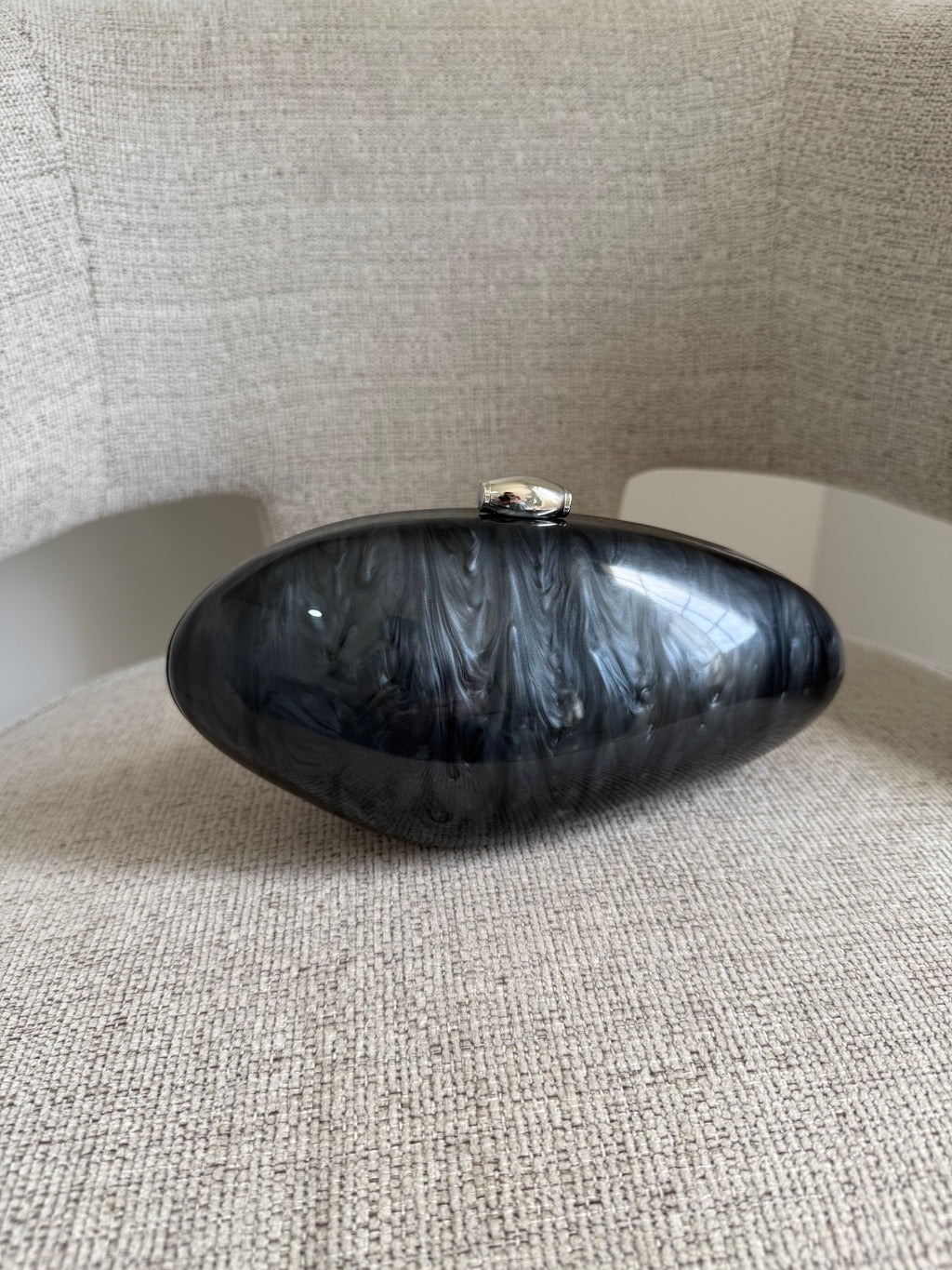 Barbarita Resin Clutch Black