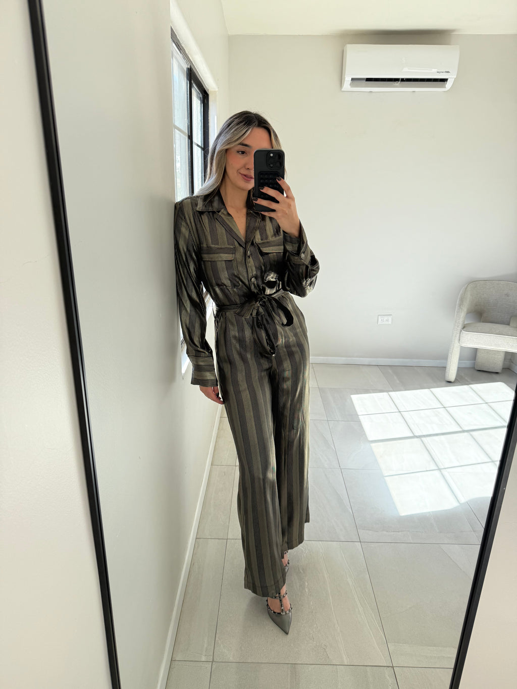 Wide Leg jumpsuit Black Gold