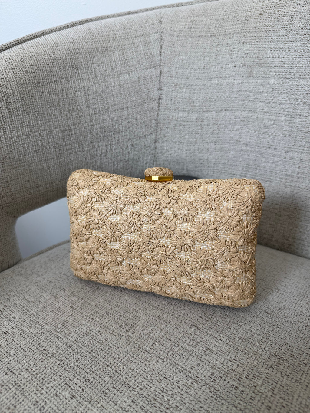 Chia Flower Raffia Clutch