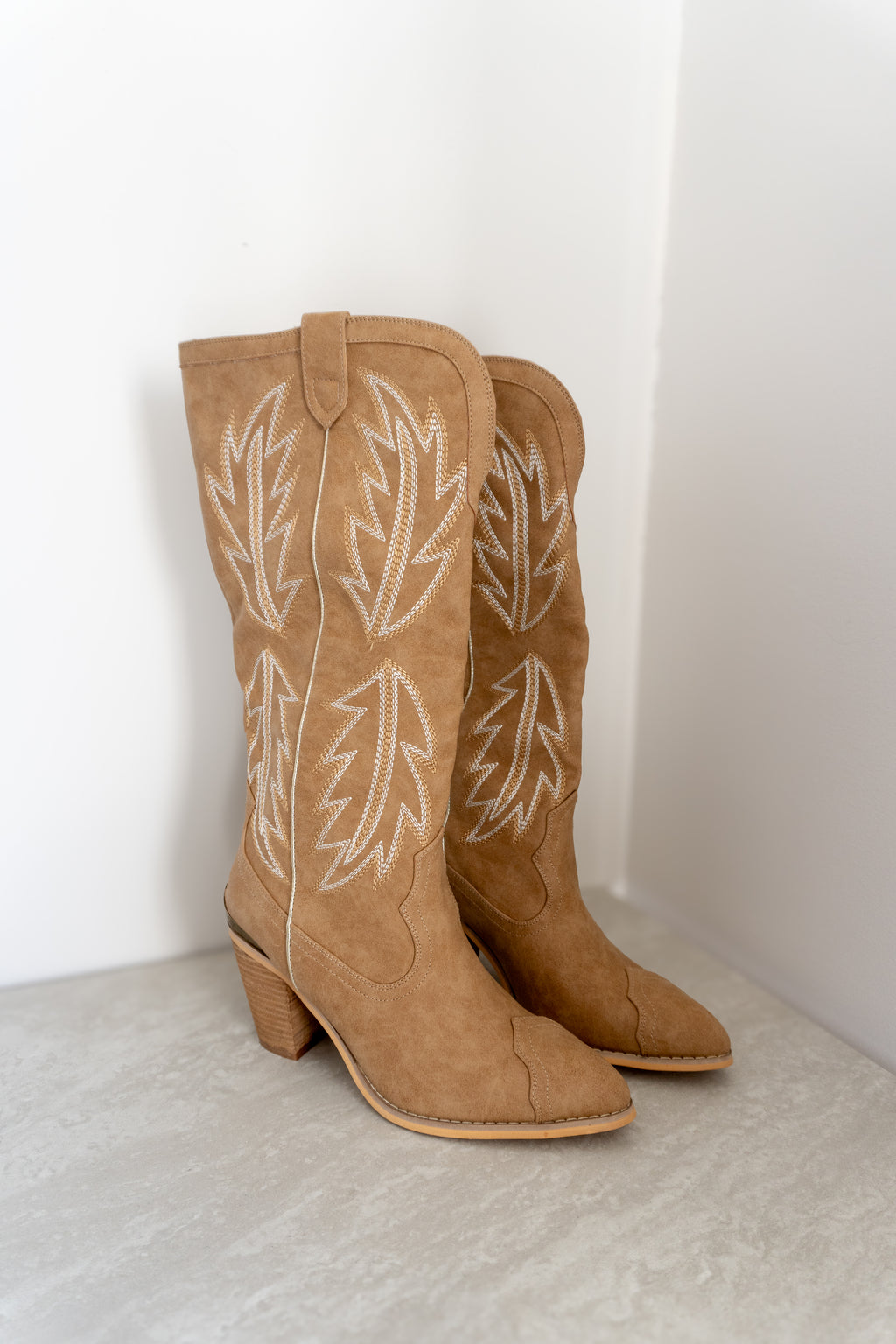 Beast Bota Cowboy Camell